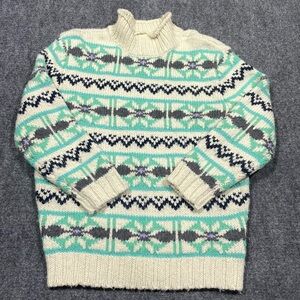 American Eagle Outfitters Ivory Knit Fuzzy Sweater